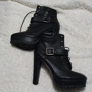High heeled booties